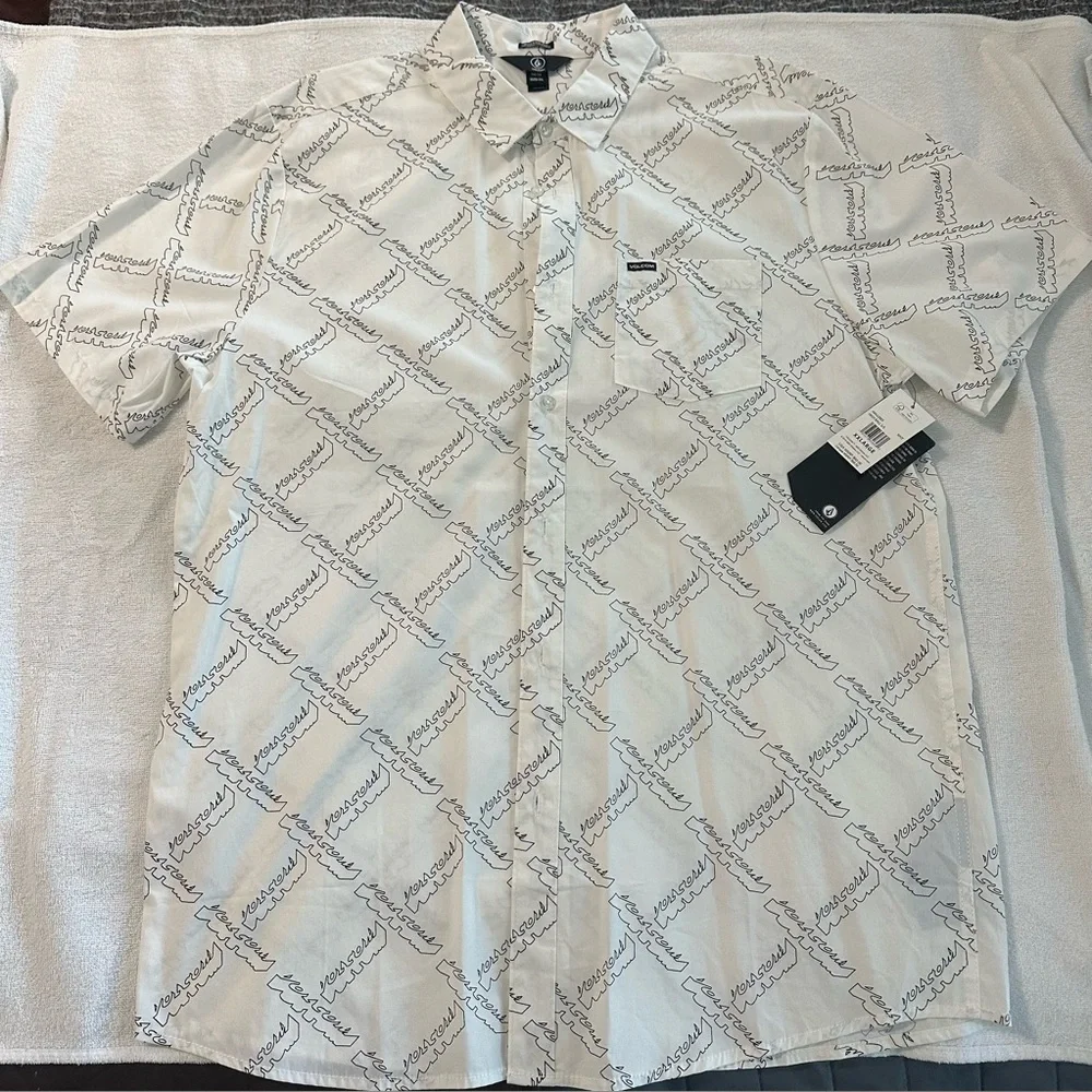NWT Volcom Men’s High Ball Short Sleeve Button-Up Shirt - Size XXL‎